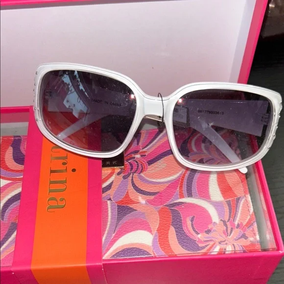 Trina Turk Swirl Pattern Wallet in Pink and Purple w/FREE fashion sunglasses - Picture 4 of 6